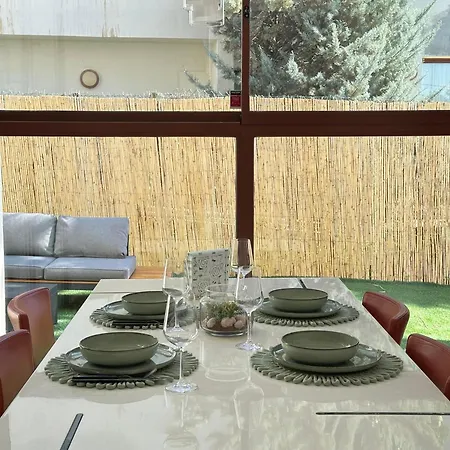Serena Marbella - Exclusive Retreat With Pool Vakantiehuis